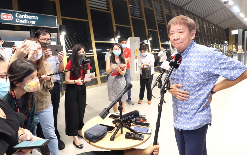 贴文分享收拾办公室情景  许文远:放下自在